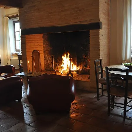 Les Granges Tourondel Bed & Breakfast *